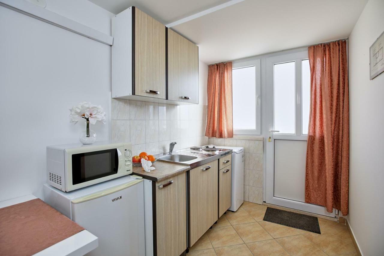 Studio Kristic, Cozy Studio With A Terrace Dubrovnik Exterior photo